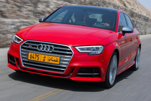 Pneus de roulage à plat pour les véhicules de sport : un choix judicieux ?